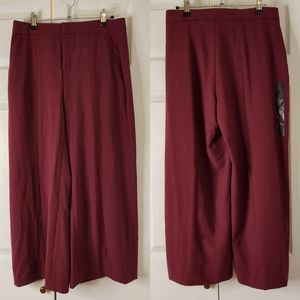 NWT Banana Republic, Wide Legs Ankle Pants, Burgundy/Wine